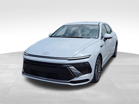 New 2025 Hyundai Sonata SEL FWD image 3