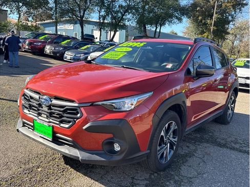 Used 2024 Subaru Crosstrek 2.0i Premium image 3