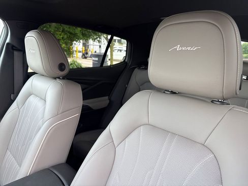 New 2026 Buick Envista Avenir FWD image 14