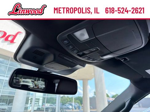 Used 2024 Ford Expedition Limited AWD/4WD image 39