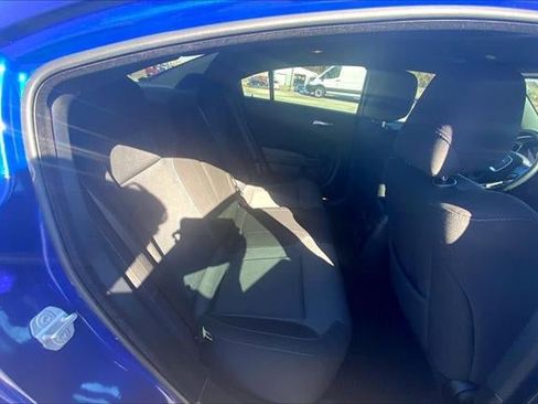 Used 2021 Dodge Charger SXT w/ Blacktop Package image 25