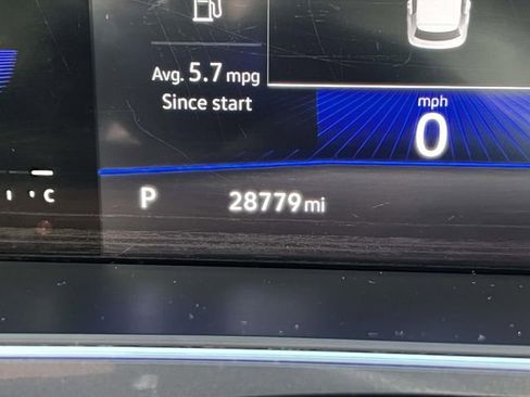 Certified 2023 Volkswagen Tiguan SE w/ Panoramic Sunroof Package image 28