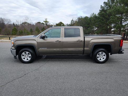 Used 2014 GMC Sierra 1500 SLE w/ SLE Value Package image 2