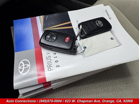 Used 2014 Toyota Prius V Two image 22