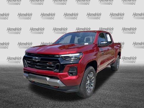 Used 2023 Chevrolet Colorado Z71 w/ Z71 Convenience Package 2 AWD/4WD image 5