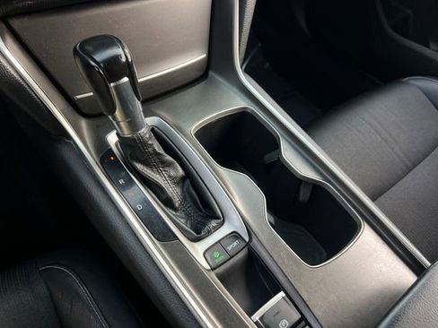 Used 2018 Honda Accord Sport image 26
