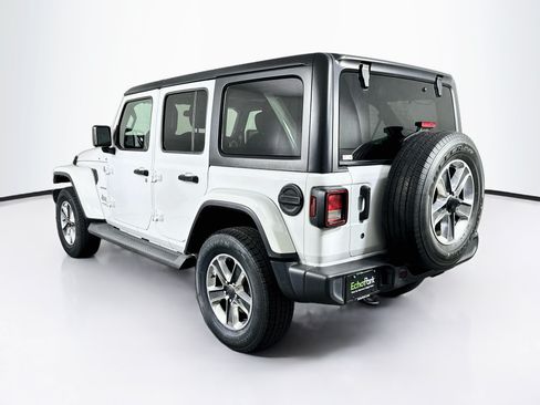 Used 2020 Jeep Wrangler Unlimited Sahara AWD/4WD image 5