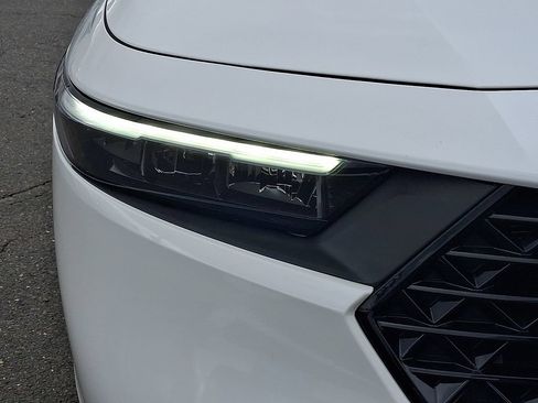 Used 2025 Honda Accord SE image 9