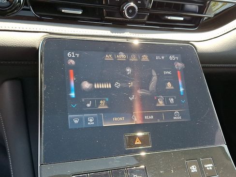 Certified 2025 INFINITI QX80 Sensory AWD/4WD image 17