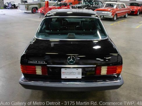 Used 1991 Mercedes-Benz 560 SEL image 5
