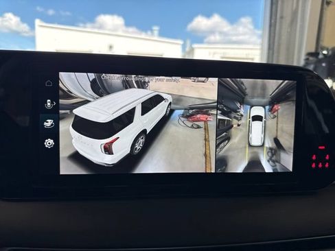 Used 2023 Hyundai Palisade Limited AWD/4WD image 26