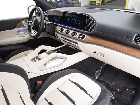 Used 2026 Mercedes-Benz GLE 53 AMG 4MATIC image 14