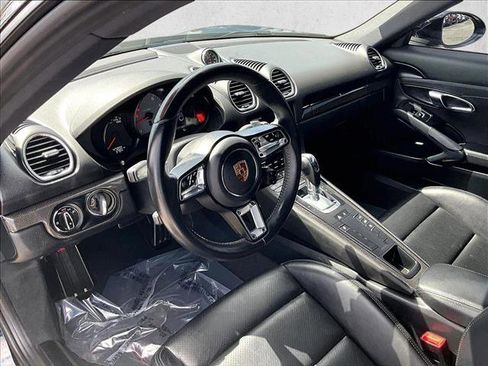 Used 2019 Porsche 718 Cayman S RWD image 13