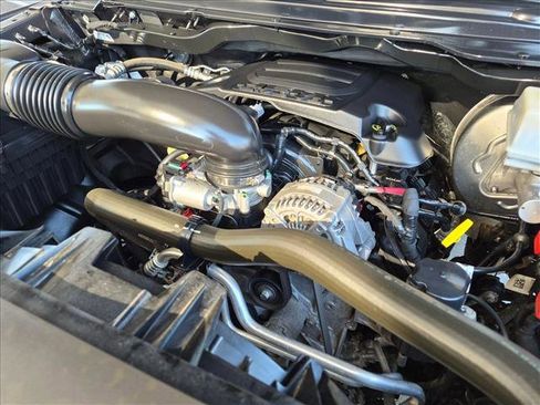 Used 2022 RAM 1500 Laramie AWD/4WD image 21