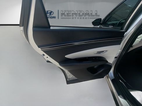 Used 2024 Hyundai Tucson Limited FWD image 23