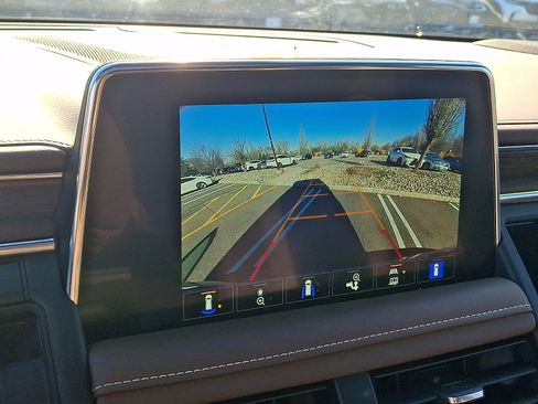 Used 2024 Chevrolet Tahoe High Country image 21