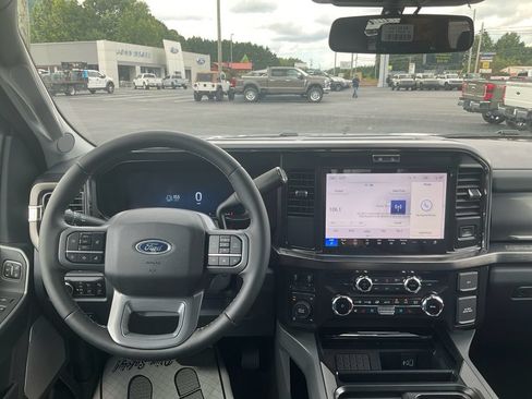 New 2026 Ford F250 Lariat w/ Chrome Package AWD/4WD image 21