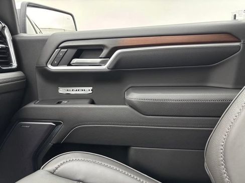 New 2026 GMC Sierra 1500 Denali w/ Denali Reserve Package AWD/4WD image 43