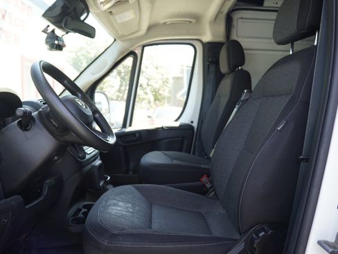 Used 2023 RAM ProMaster 2500 FWD image 17
