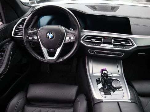 Used 2023 BMW X5 xDrive40i w/ Premium Package AWD/4WD image 13