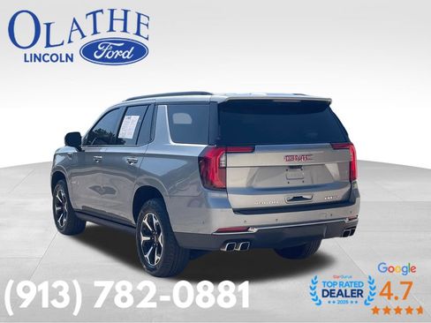 Used 2025 GMC Yukon AT4 w/ AT4 Premium Package AWD/4WD image 3