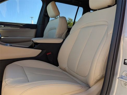 New 2025 Jeep Grand Cherokee Limited image 14