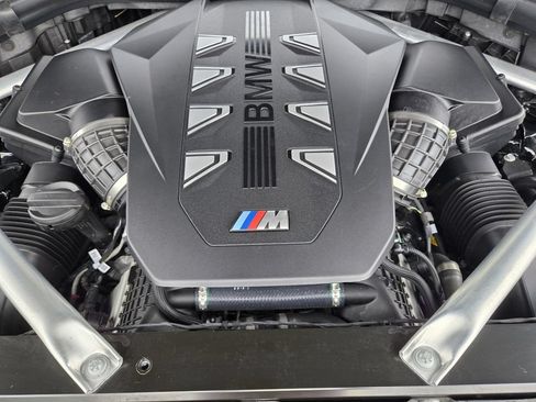 Used 2024 BMW X5 M60i AWD/4WD image 32