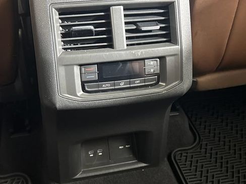 Used 2023 Volkswagen Atlas SEL R-Line AWD/4WD image 27