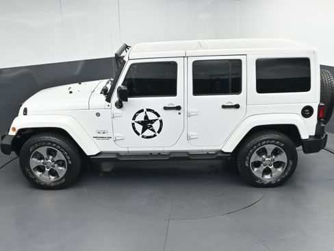 Used 2016 Jeep Wrangler Unlimited Sahara w/ Trailer Tow Group image 35