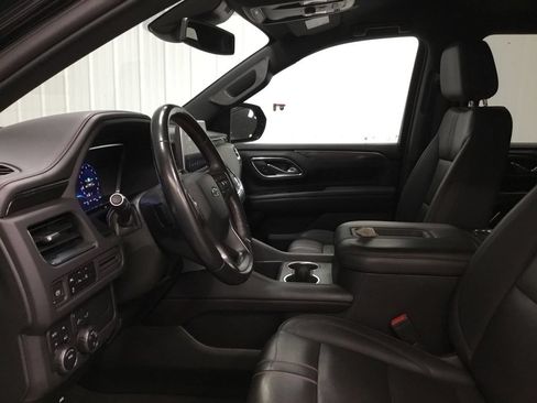Used 2023 Chevrolet Suburban RST AWD/4WD image 6
