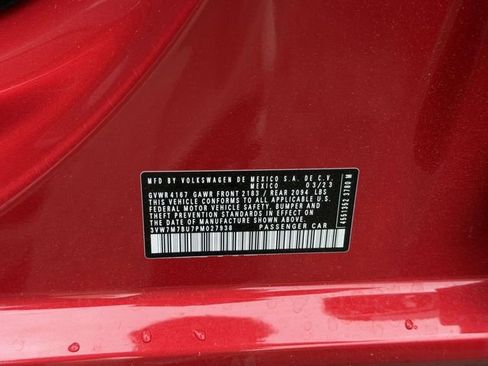 Certified 2023 Volkswagen Jetta SE w/ Panoramic Sunroof Package FWD image 19