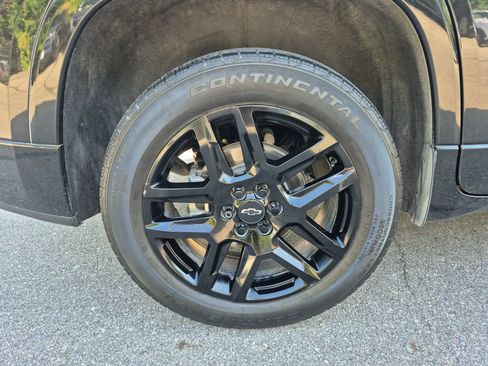 Certified 2023 Chevrolet Traverse Premier AWD/4WD image 34
