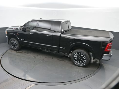 Used 2022 RAM 2500 Limited image 40