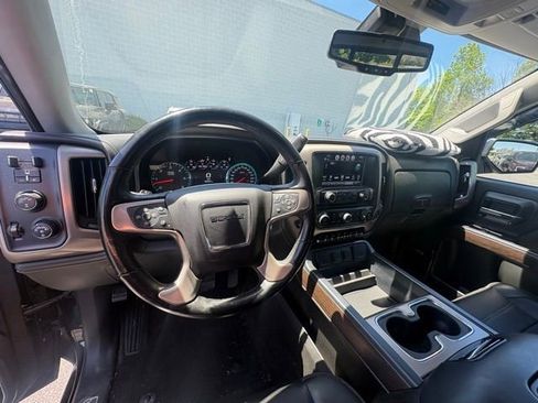 Used 2018 GMC Sierra 1500 Denali w/ Denali Ultimate Package AWD/4WD image 9