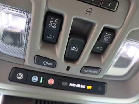 Used 2023 Chevrolet Silverado 1500 LTZ w/ LTZ Premium Package image 30