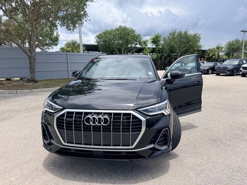 Certified 2025 Audi Q3 2.0T Premium Plus w/ Premium Plus Package AWD/4WD image 7
