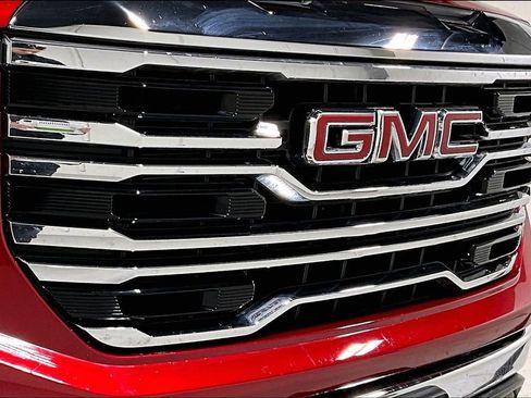Used 2025 GMC Sierra 1500 SLT image 38