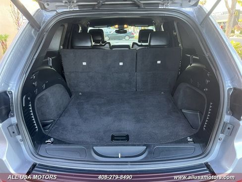 Used 2018 Jeep Grand Cherokee Altitude AWD/4WD image 26