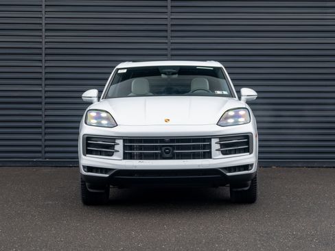 New 2026 Porsche Cayenne image 11