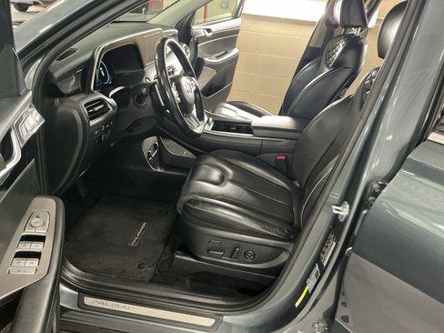 Certified 2022 Hyundai Palisade Limited AWD/4WD image 11