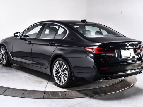 Used 2023 BMW 530i xDrive w/ Premium Package AWD/4WD image 4
