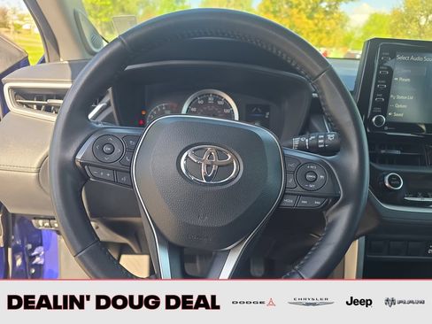 Used 2022 Toyota Corolla Cross LE w/ Moonroof Package AWD/4WD image 15