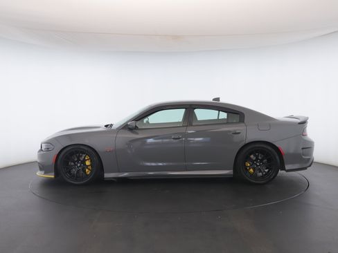 Certified 2019 Dodge Charger Scat Pack w/ Dynamics Package image 18