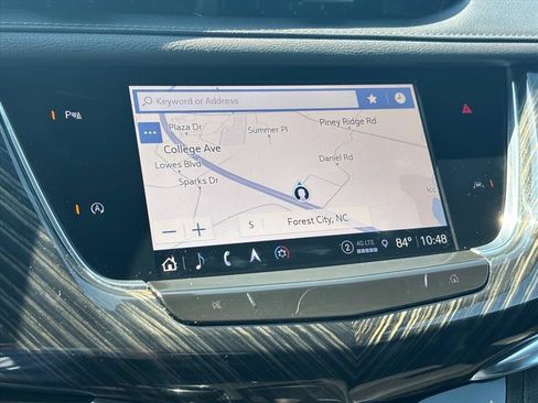 Used 2023 Cadillac XT6 Premium Luxury FWD image 21