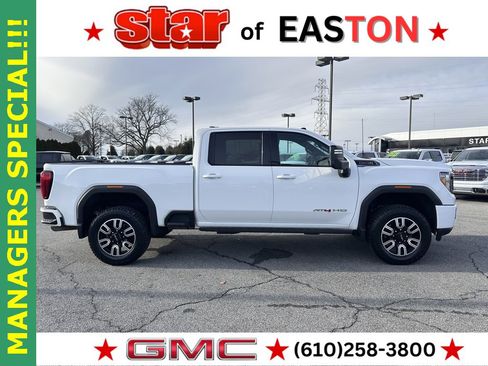 Used 2023 GMC Sierra 2500 AT4 w/ AT4 Preferred Package image 3