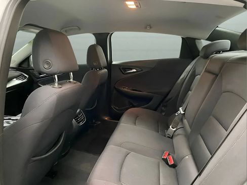 Used 2021 Chevrolet Malibu LT FWD image 11