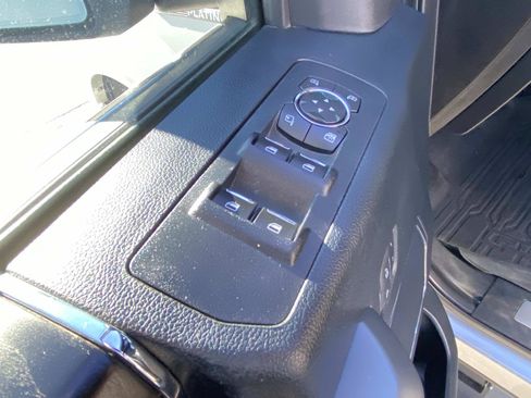 Used 2020 Ford F150 Platinum w/ Equipment Group 701A Luxury image 18