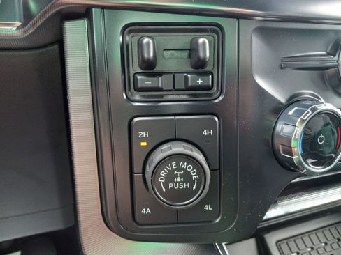 New 2025 Ford F150 Platinum w/ Equipment Group 702A High image 22