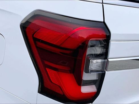 Used 2022 Ford Expedition Max Limited image 26