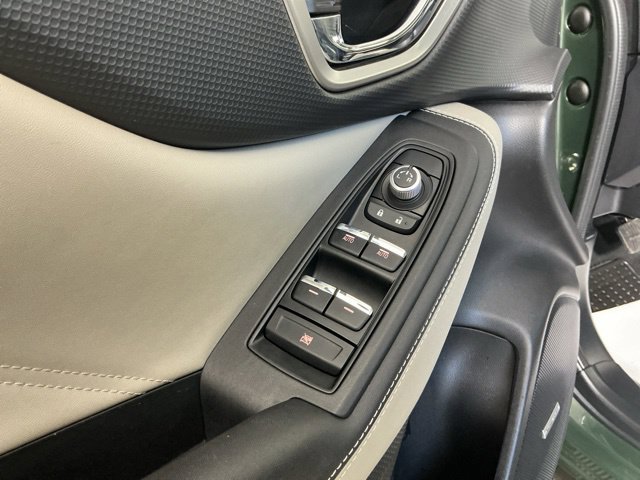 Used 2023 Subaru Forester Limited AWD/4WD image 15